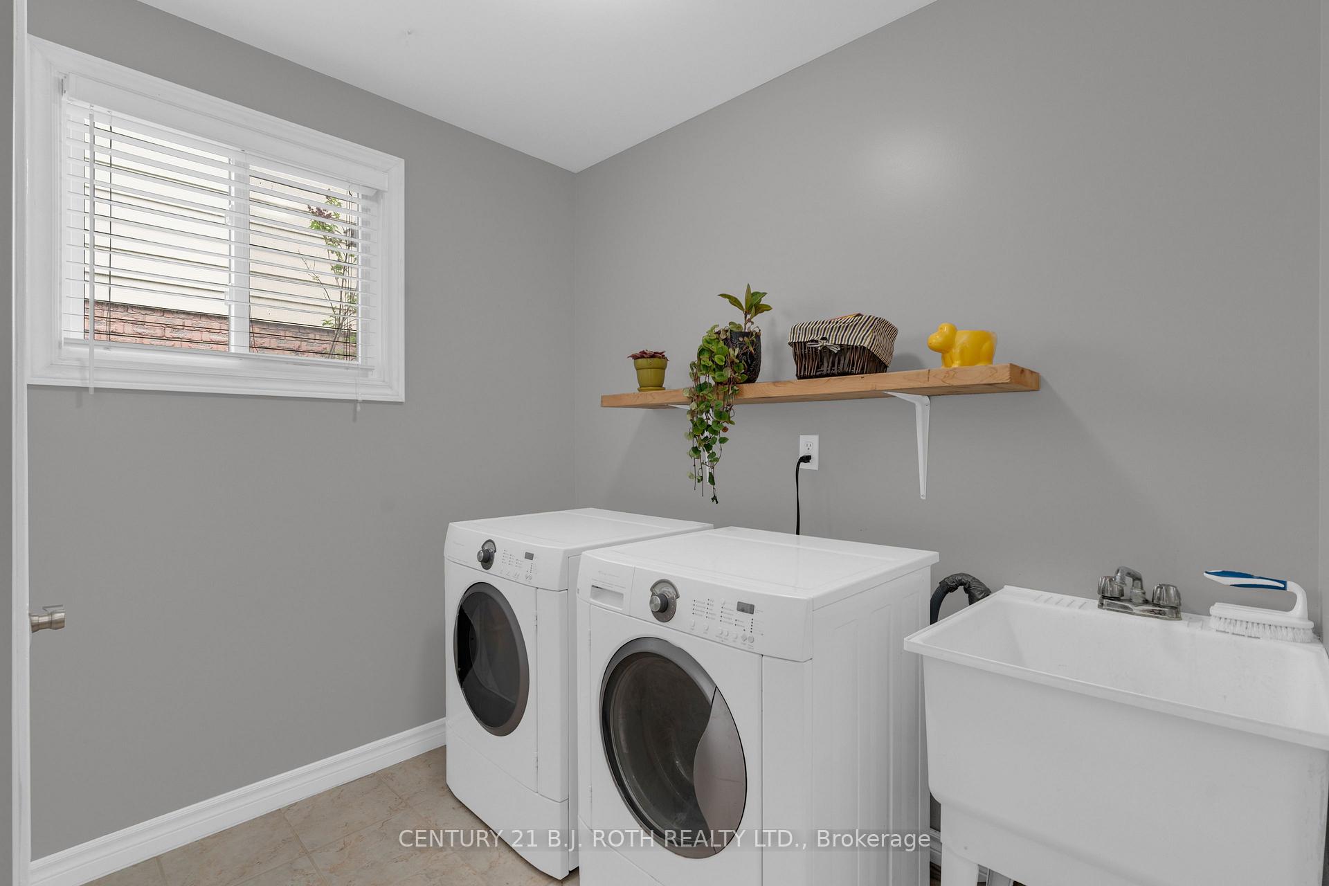37 Laurentian Lane