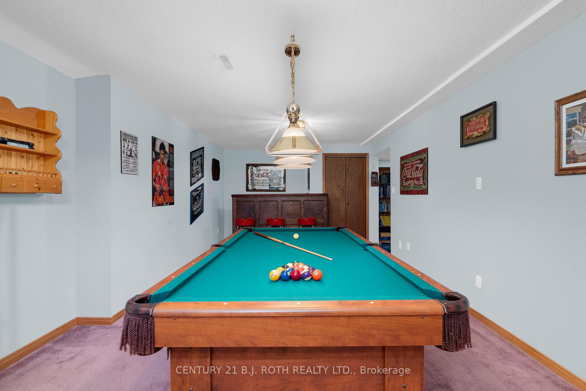 37 Laurentian Lane
