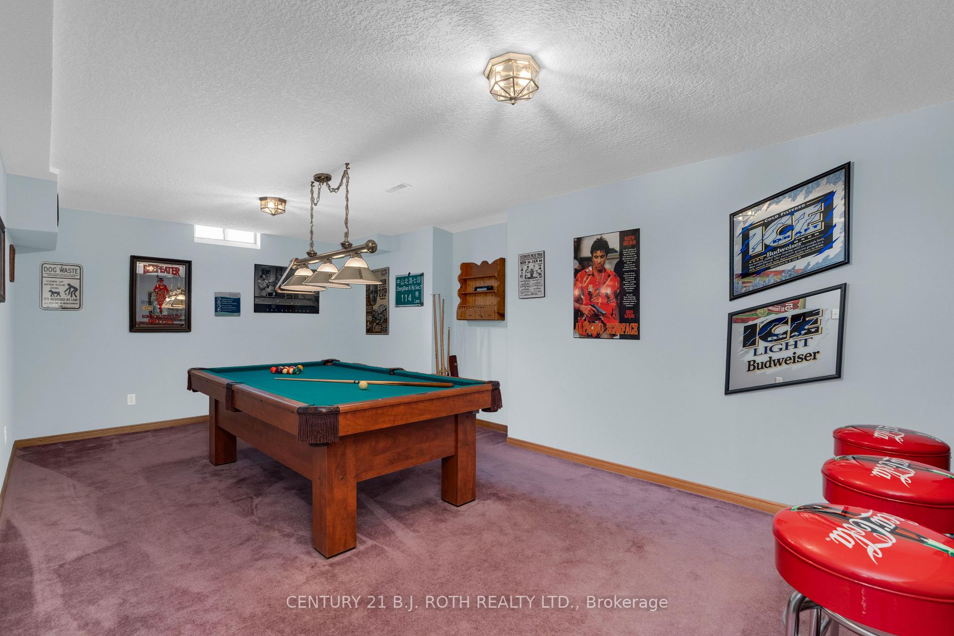 37 Laurentian Lane