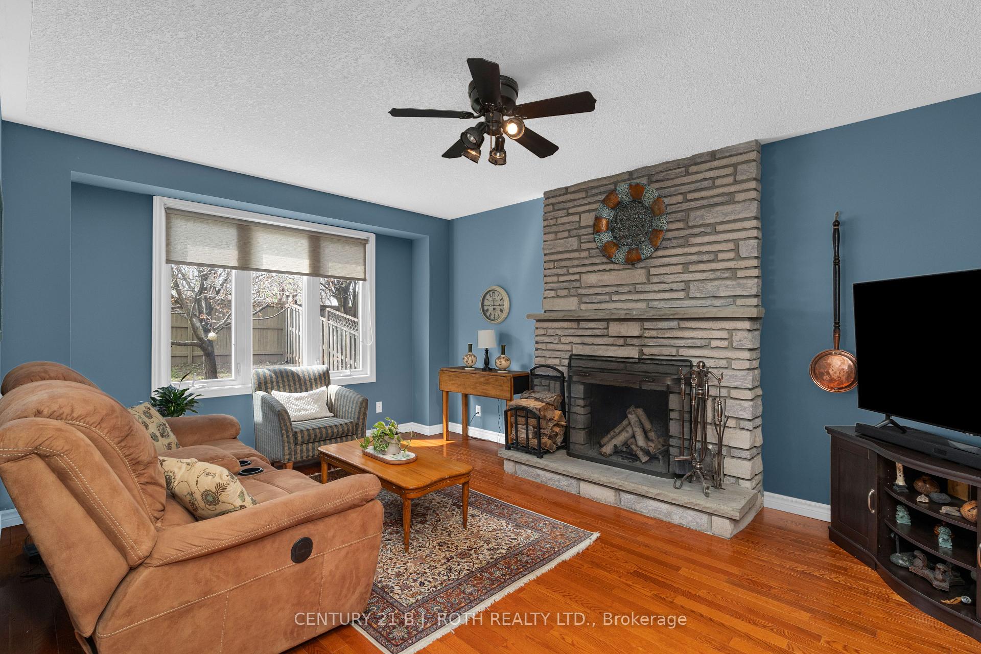 37 Laurentian Lane