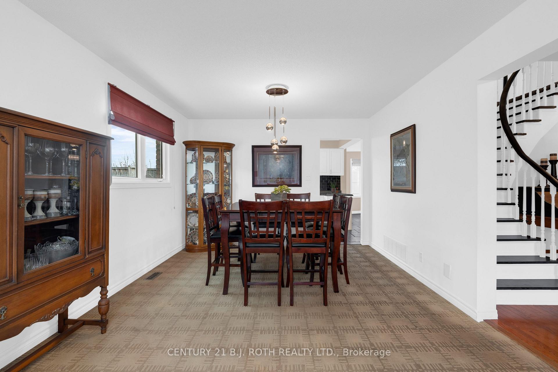 37 Laurentian Lane