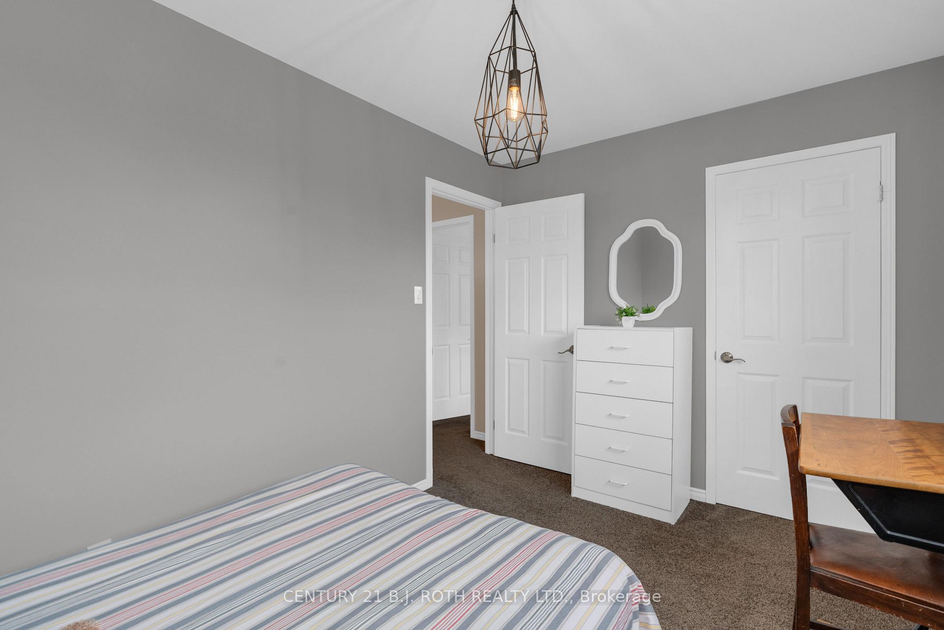 37 Laurentian Lane
