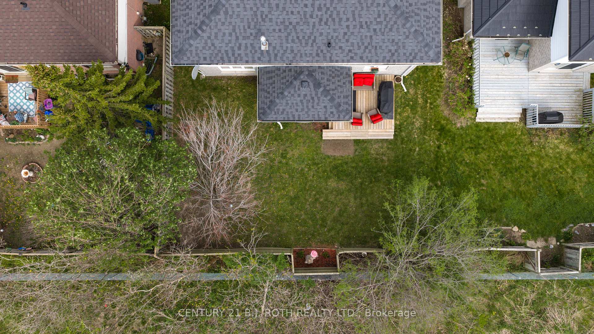 37 Laurentian Lane