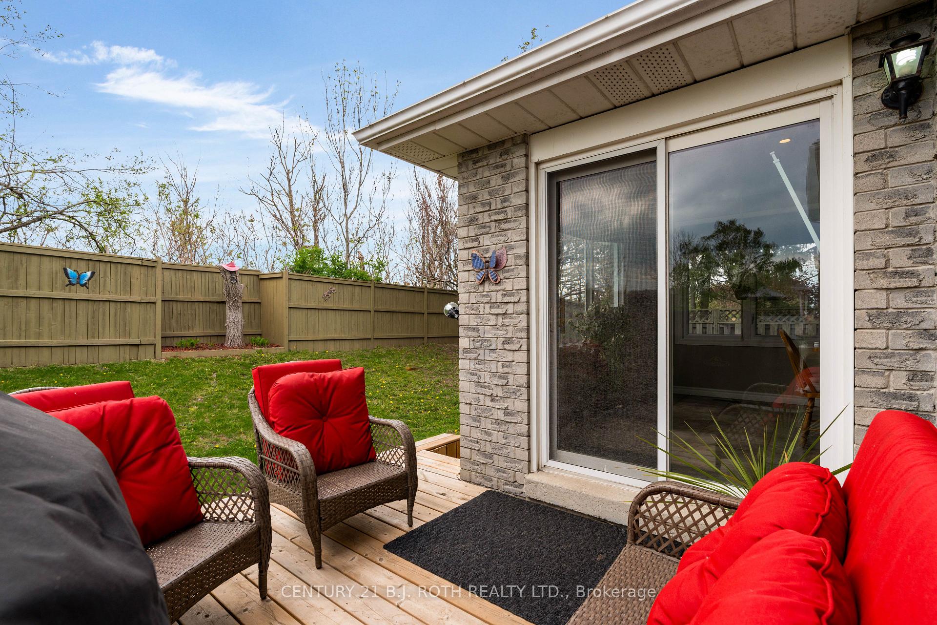 37 Laurentian Lane
