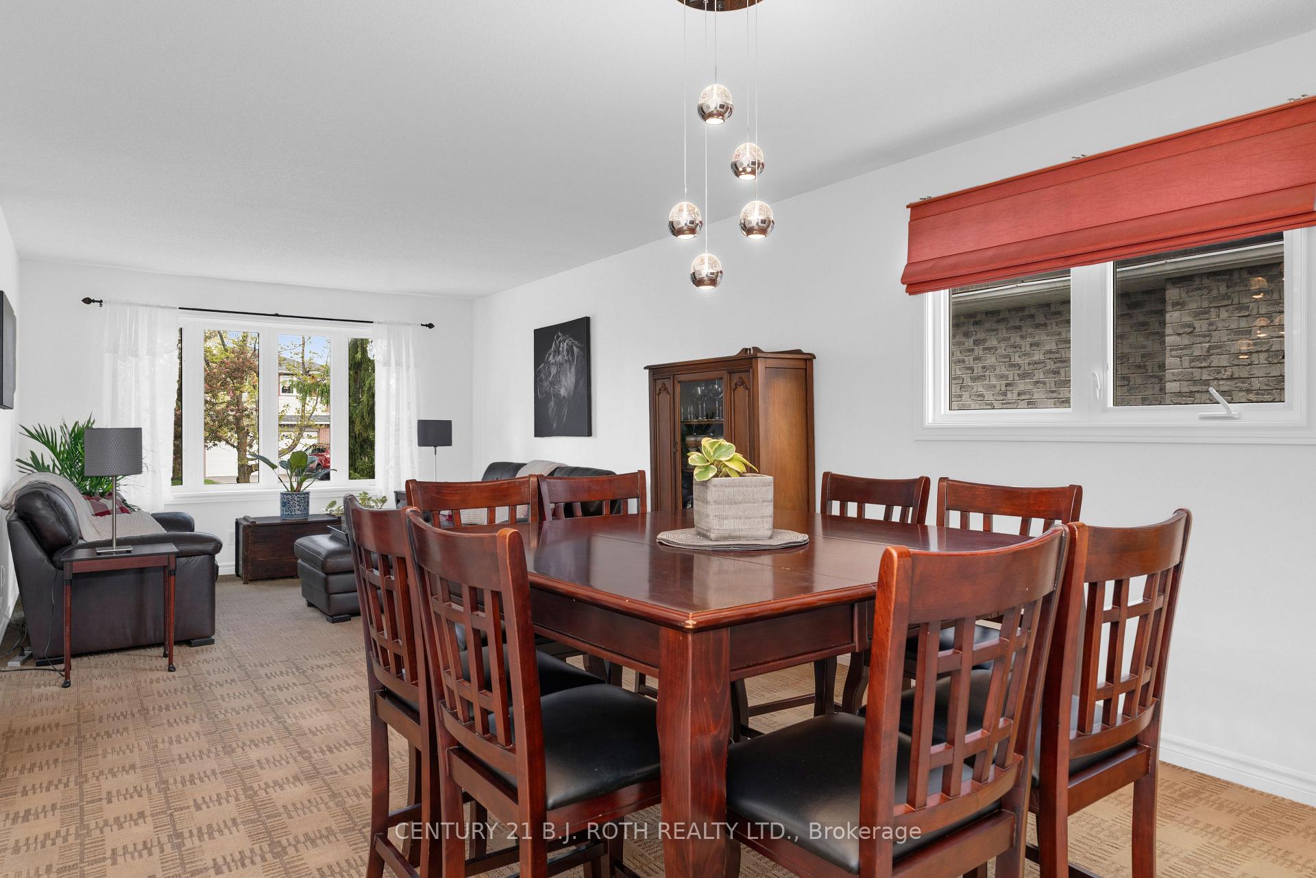 37 Laurentian Lane