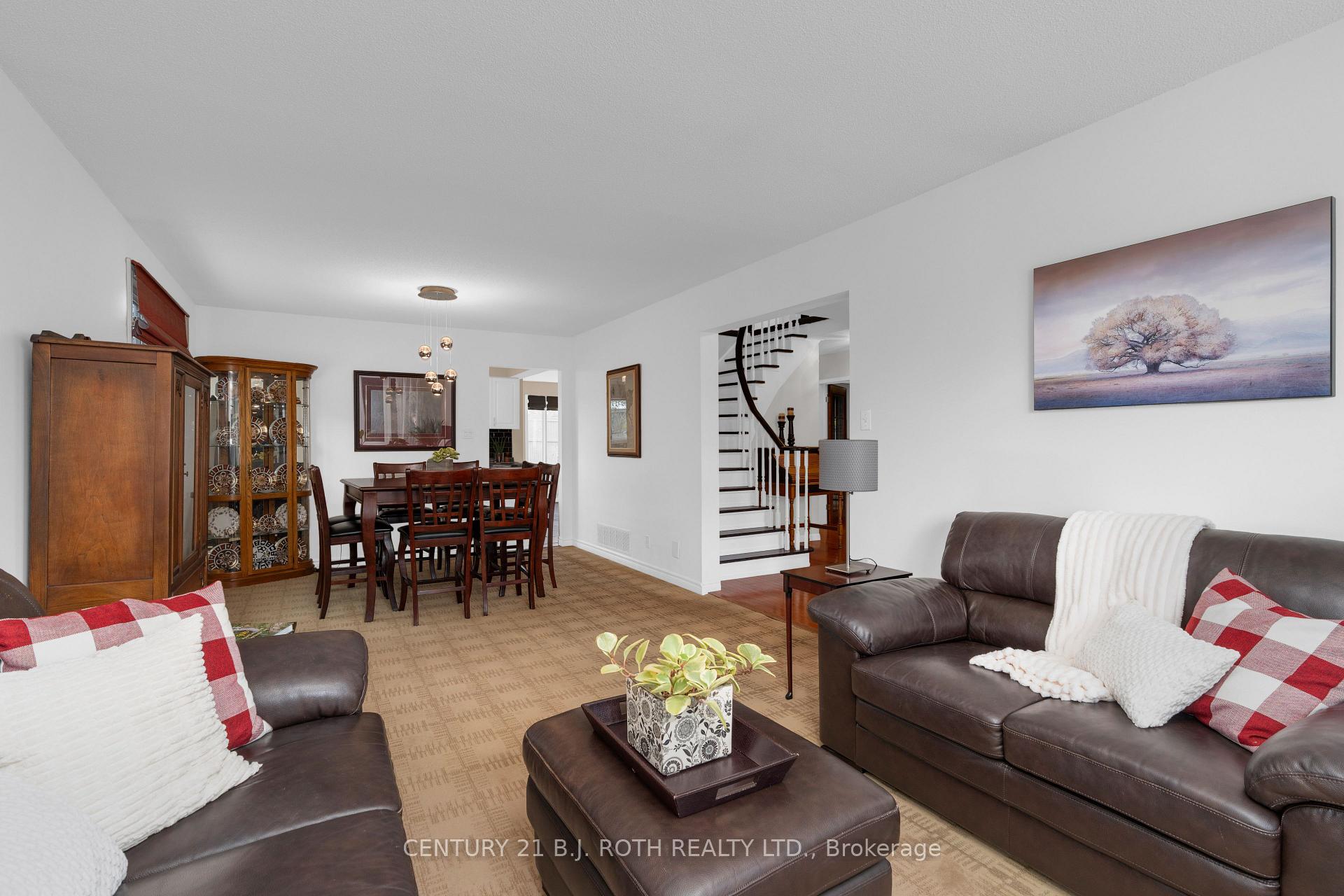 37 Laurentian Lane