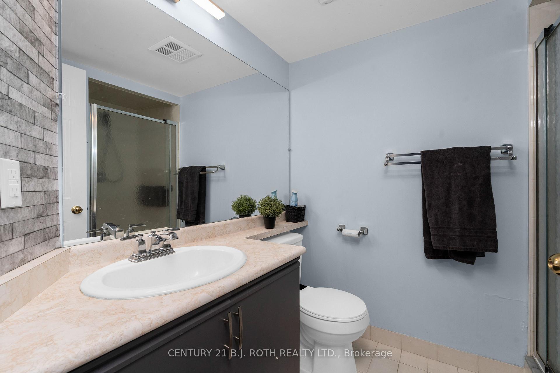 150 Dunlop Street E 807