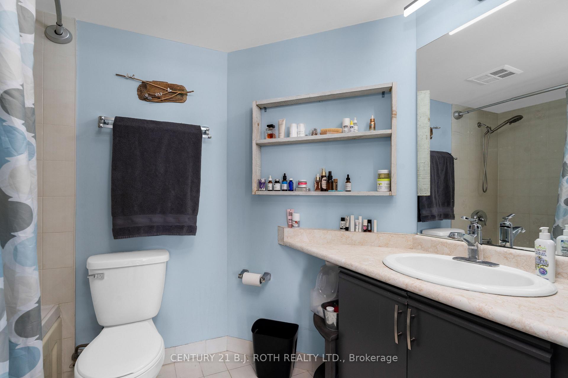 150 Dunlop Street E 807