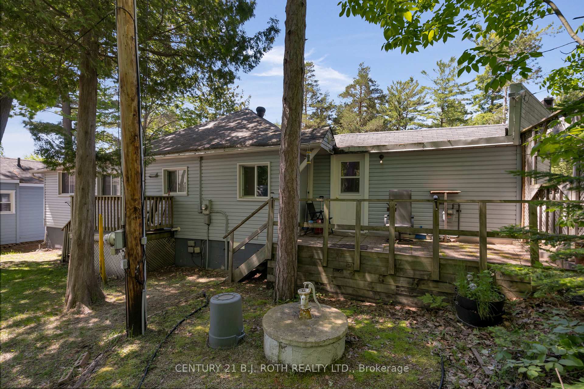 2026 Tiny Beaches Road S