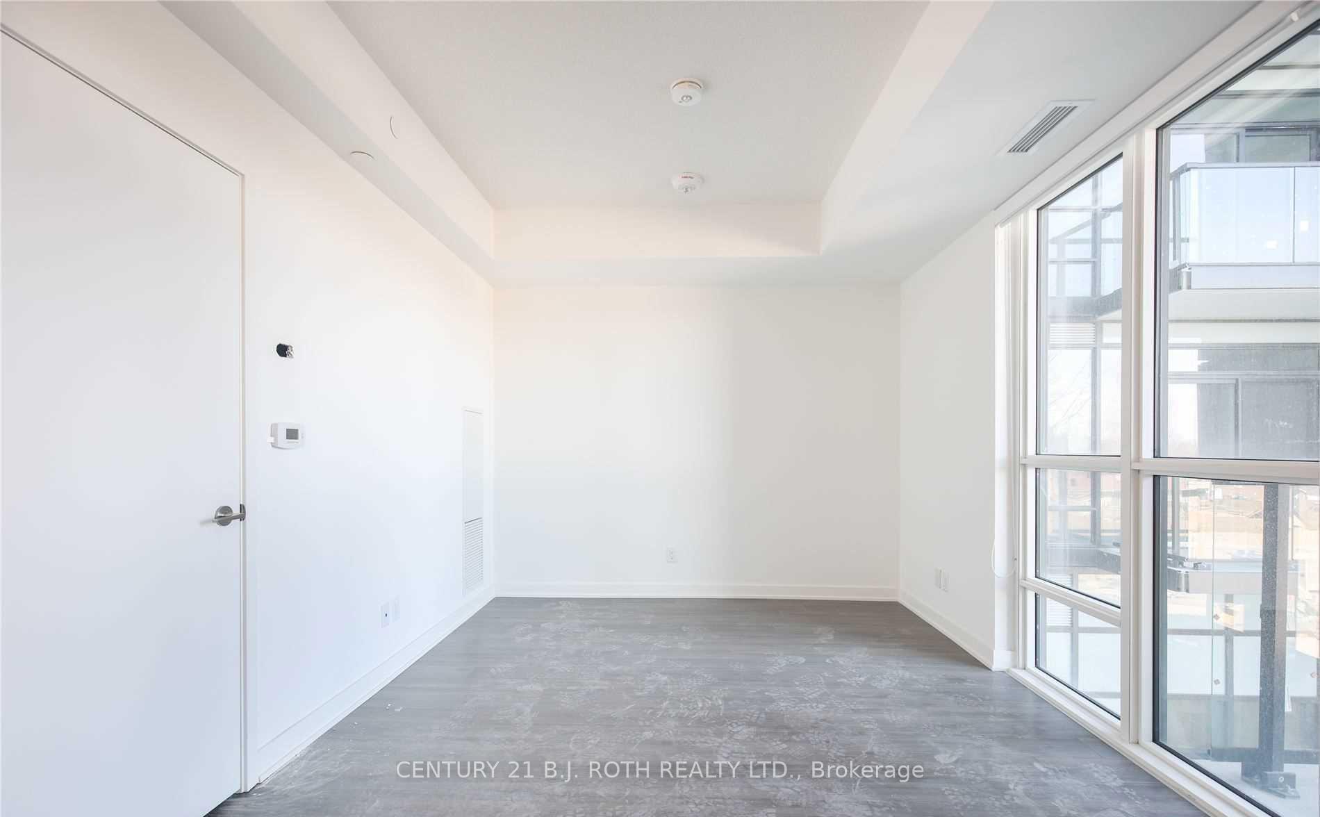 681 Yonge Street N 201