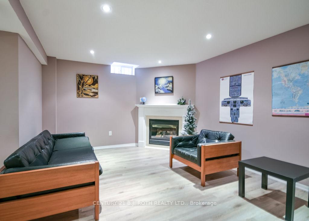 24 Connaught Lane