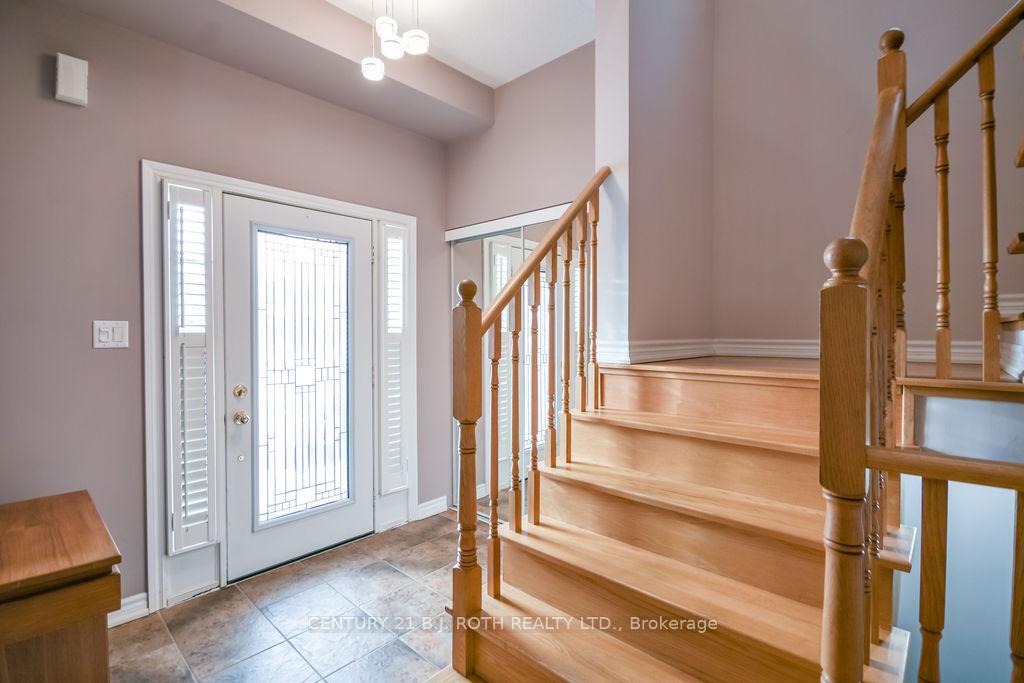 24 Connaught Lane