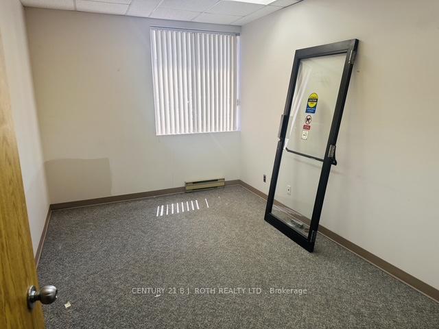 34 Simcoe Street 101