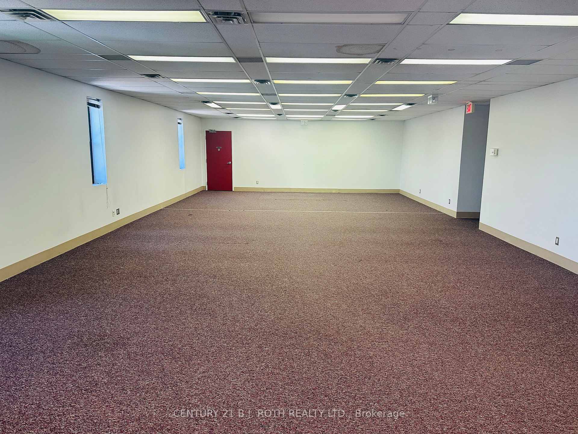 34 Simcoe Street 301,302,303
