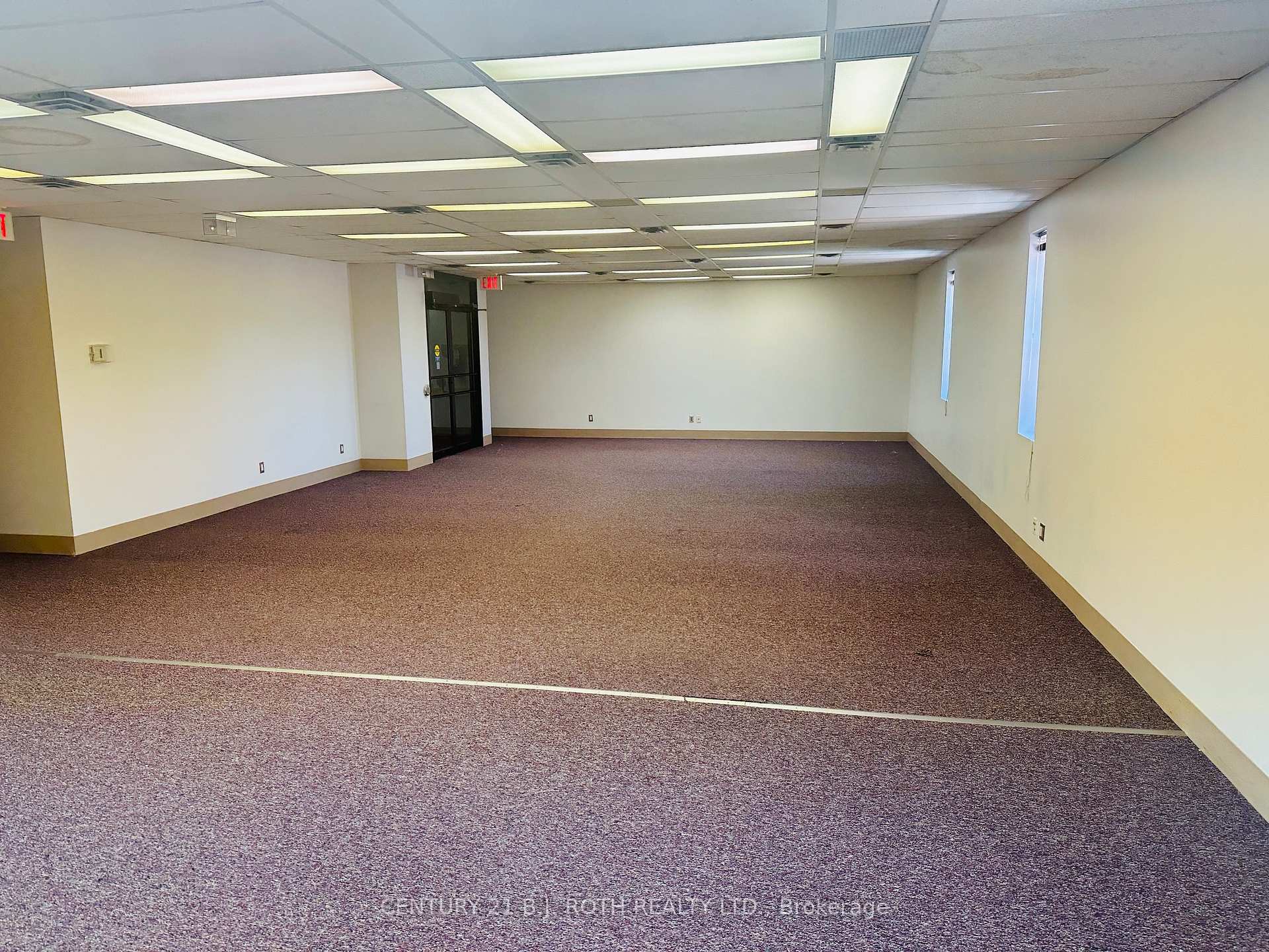 34 Simcoe Street 301,302,303