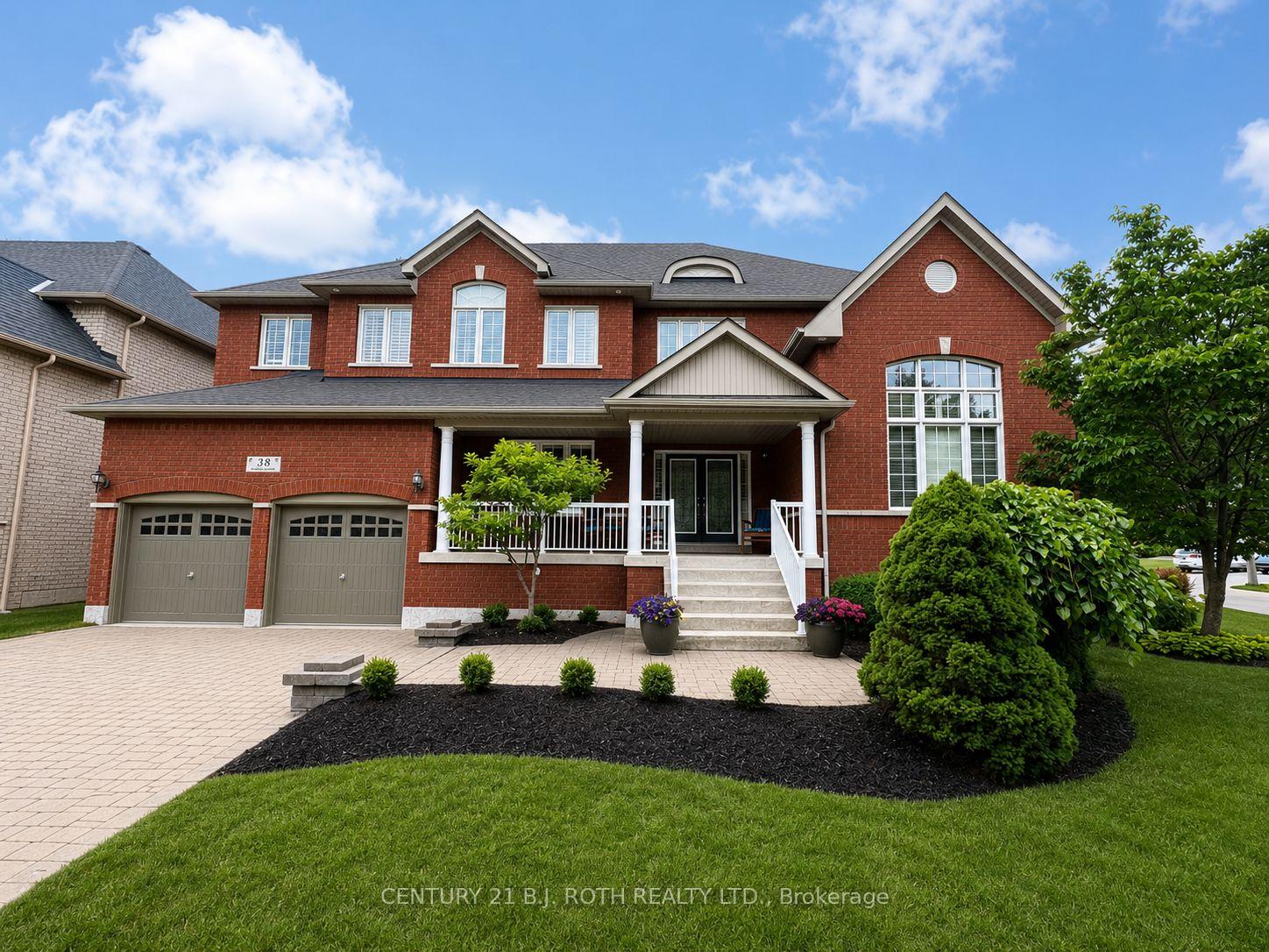 38 Camelot Square