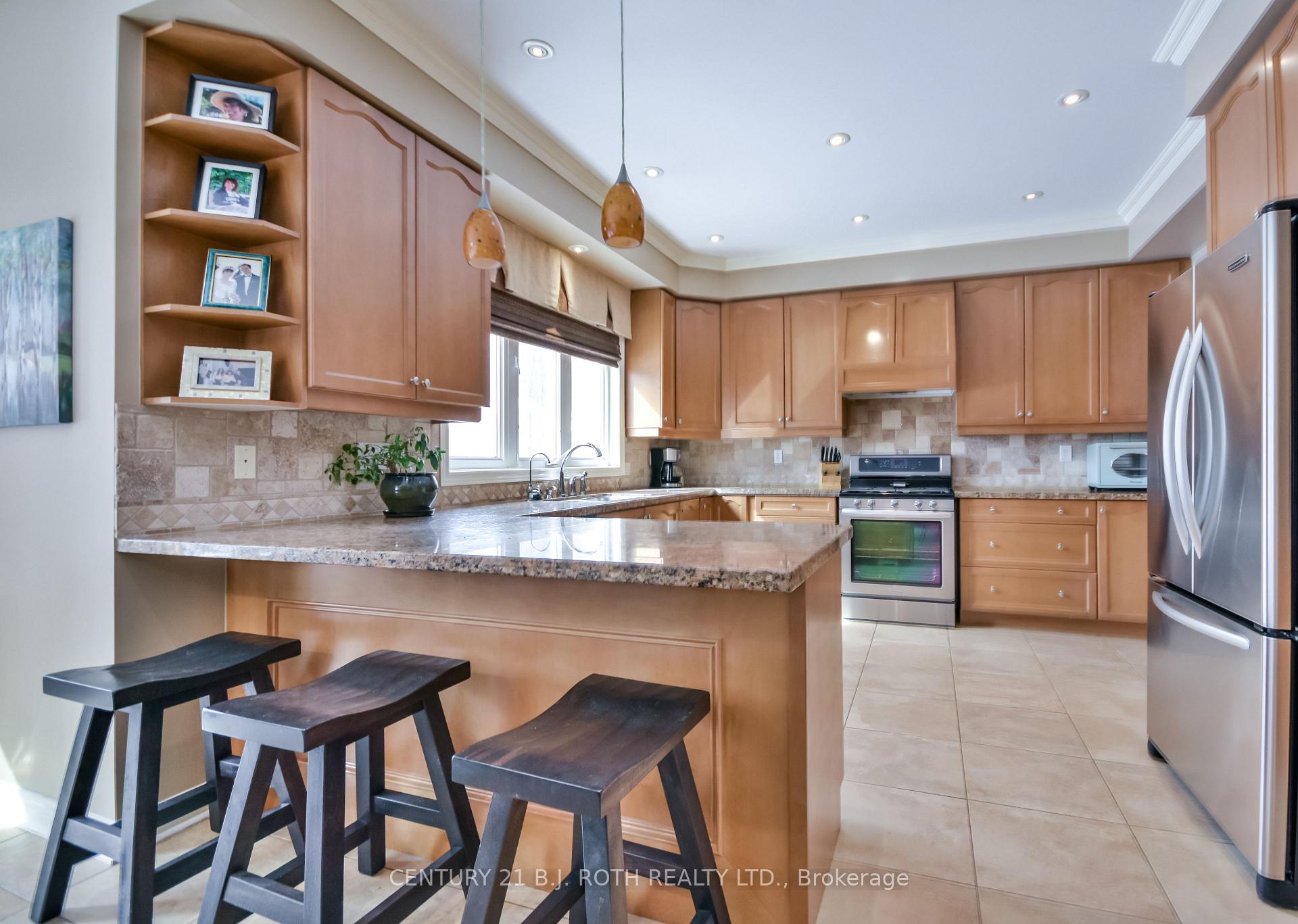 38 Camelot Square