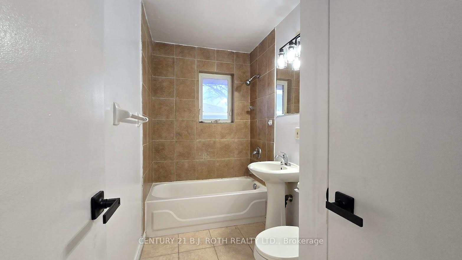 41 Bayview Drive Upper