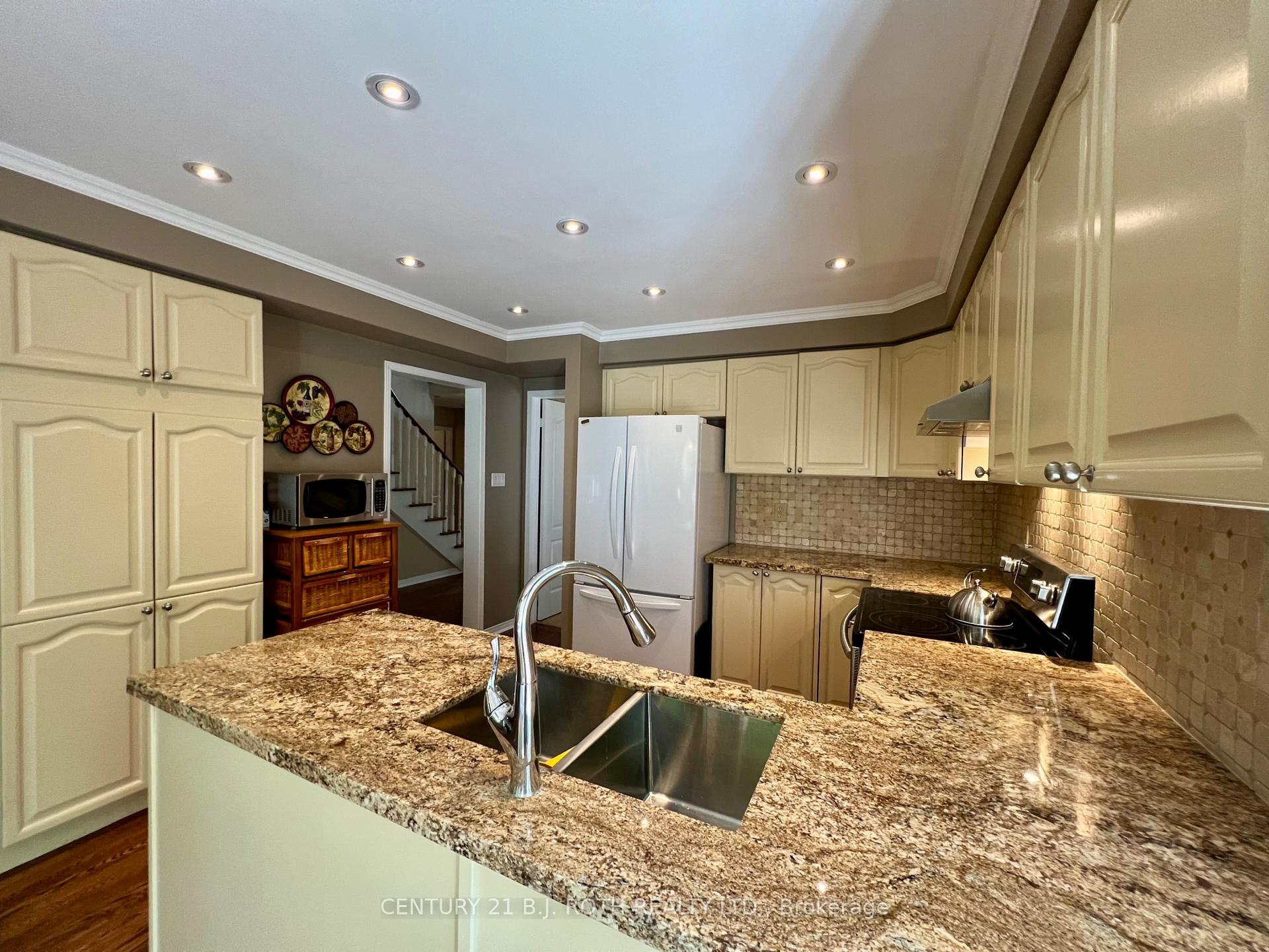 47 Looker Drive