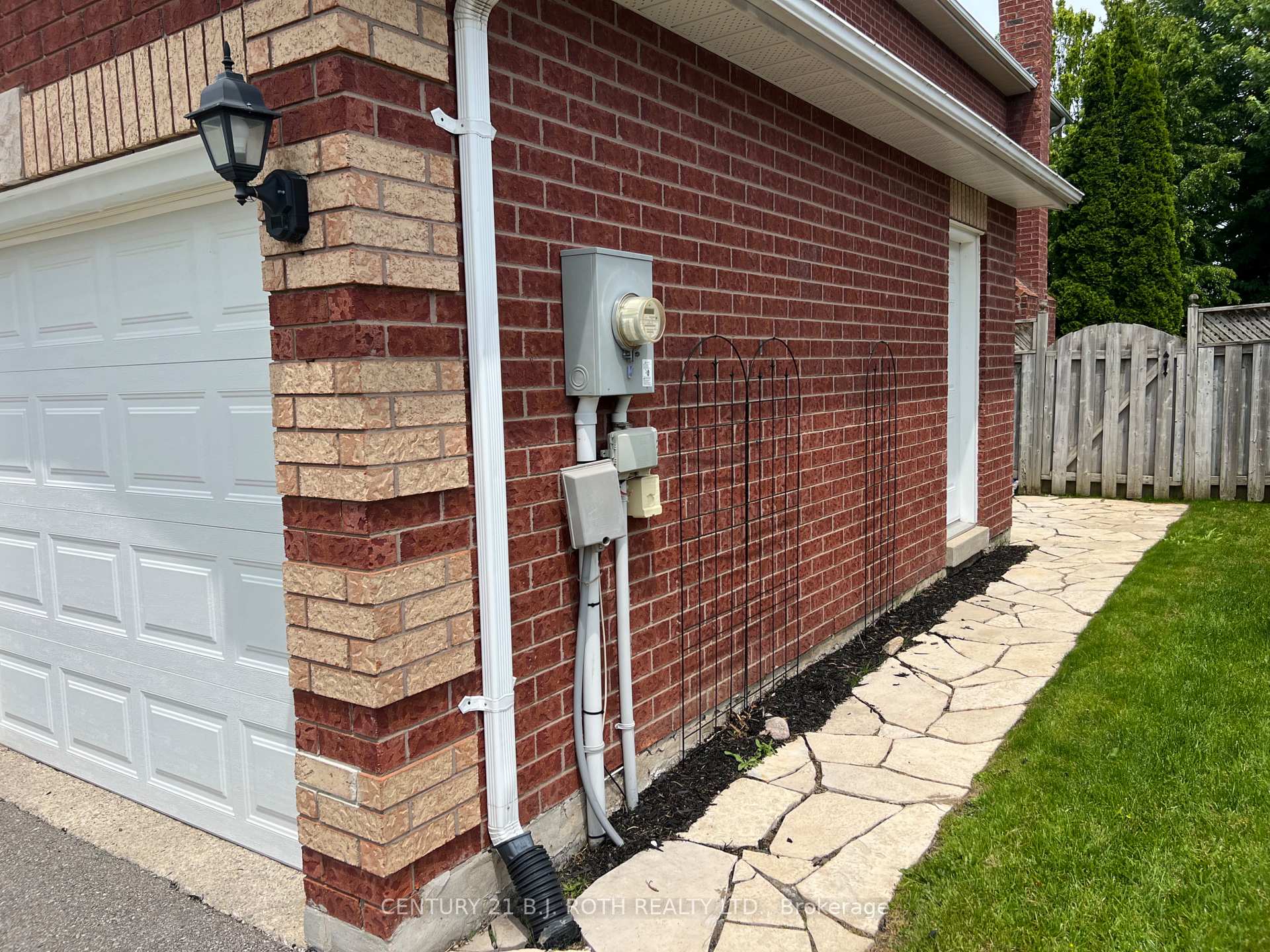 47 Looker Drive
