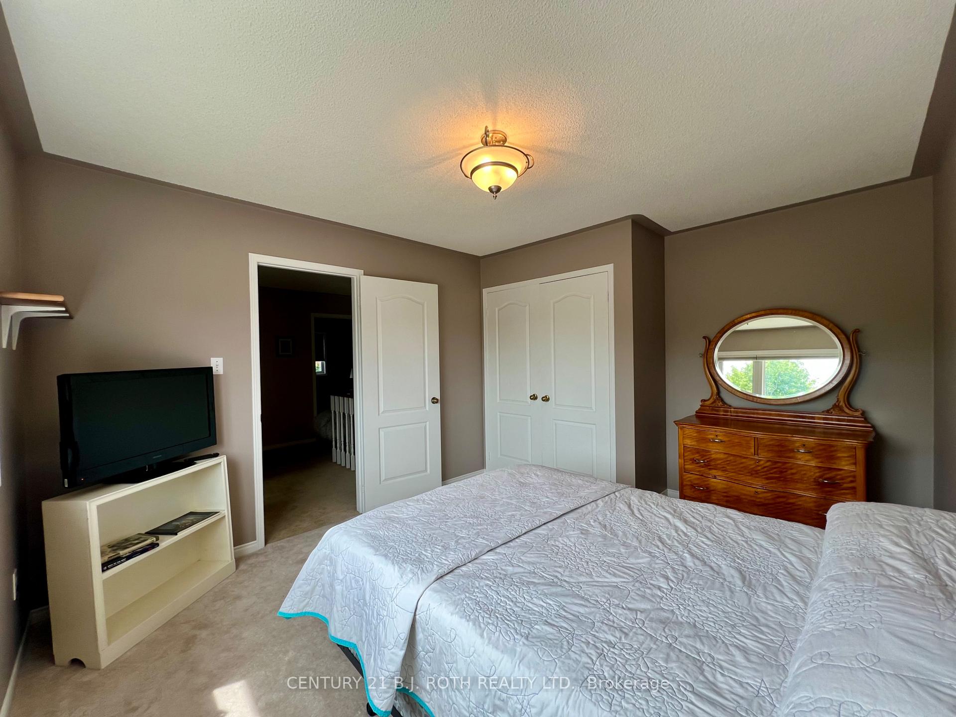 47 Looker Drive