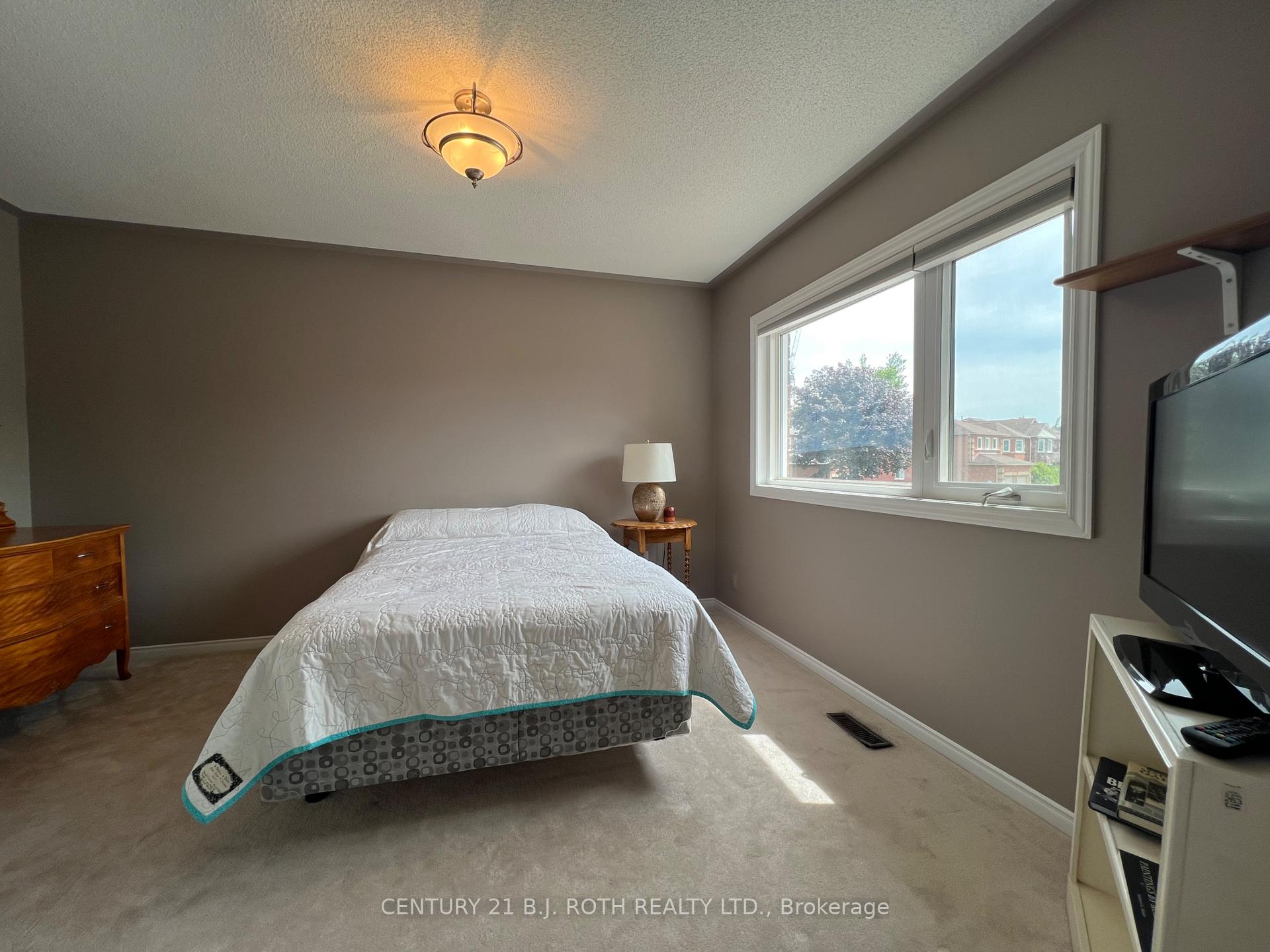 47 Looker Drive