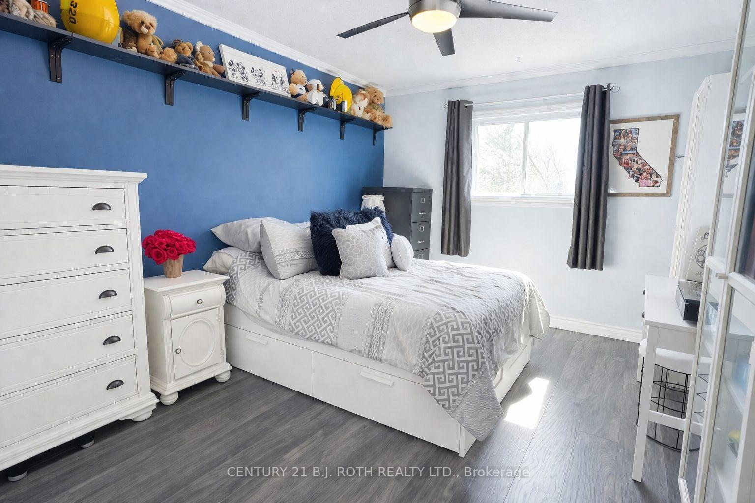 9 Laidlaw Drive N