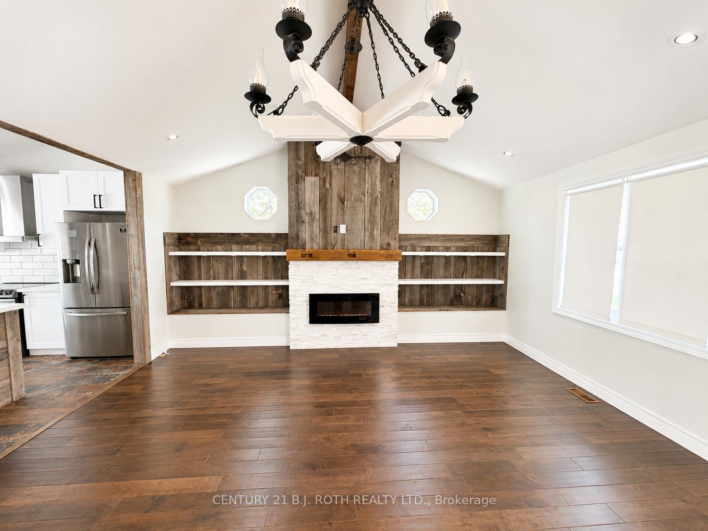288 RIVER Road E