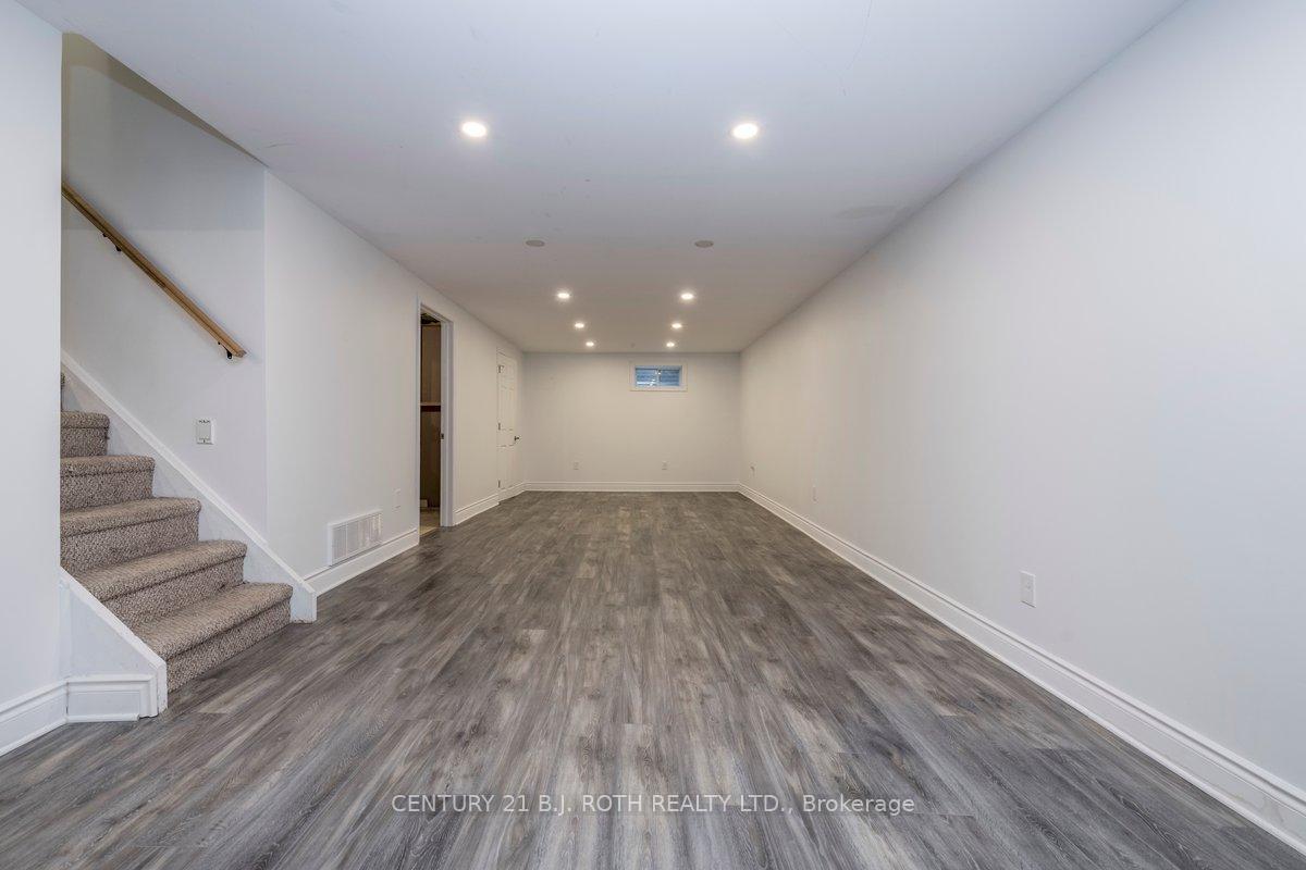 36 Cynthia Court E