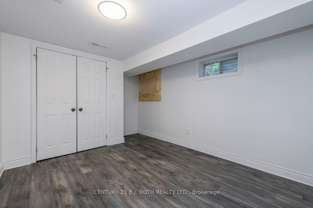 36 Cynthia Court E