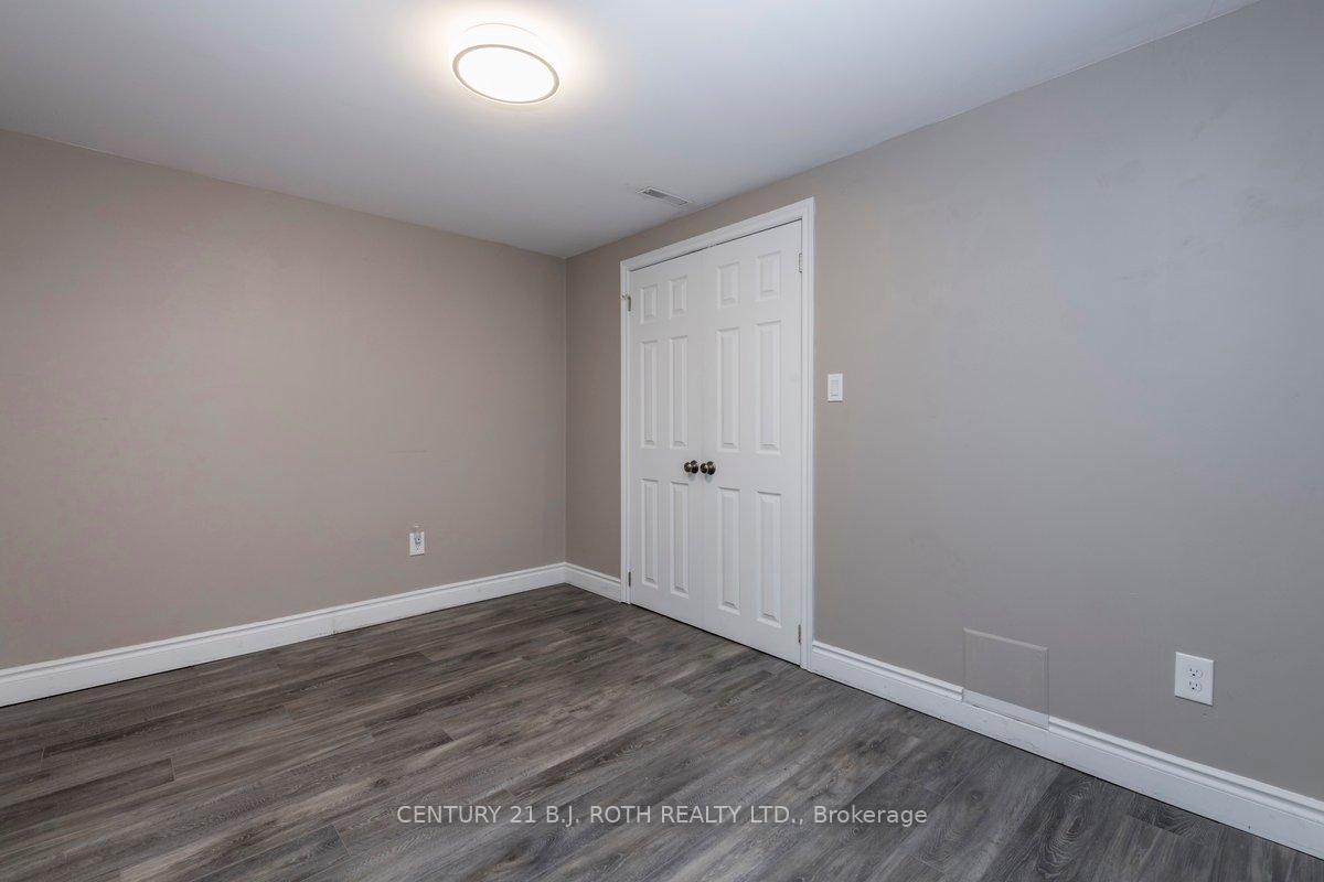 36 Cynthia Court E