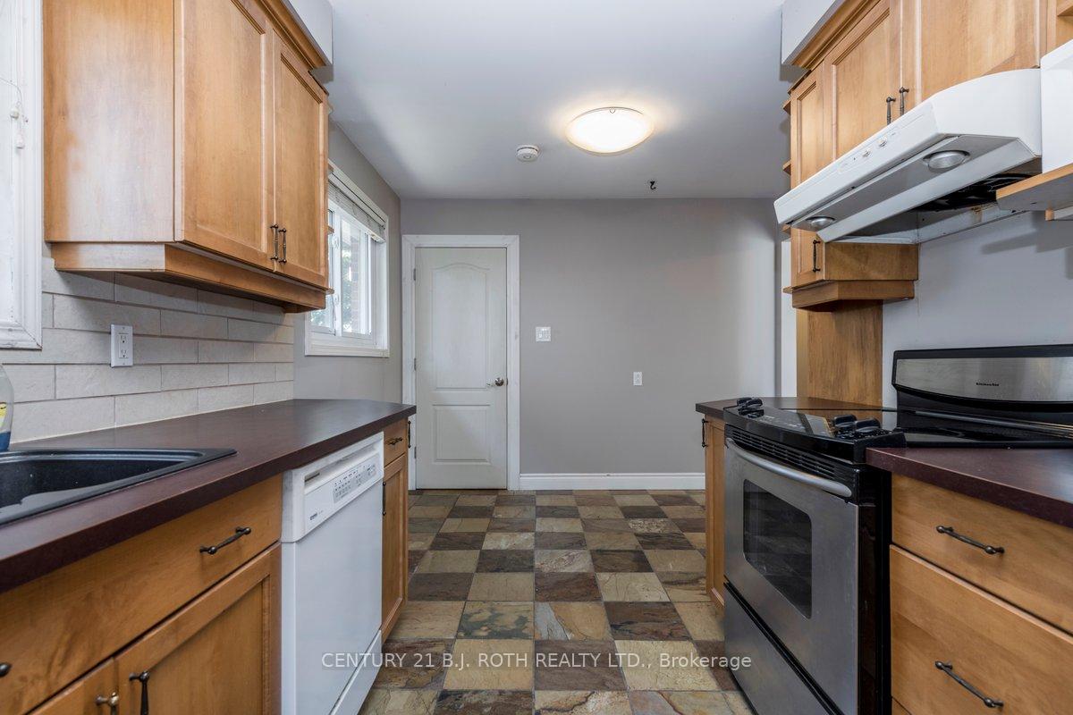 36 Cynthia Court E