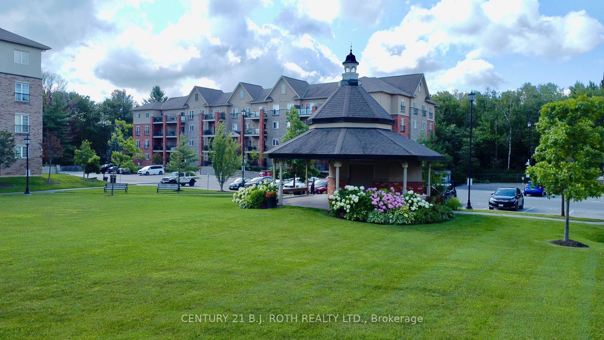 43 Ferndale Drive S 104