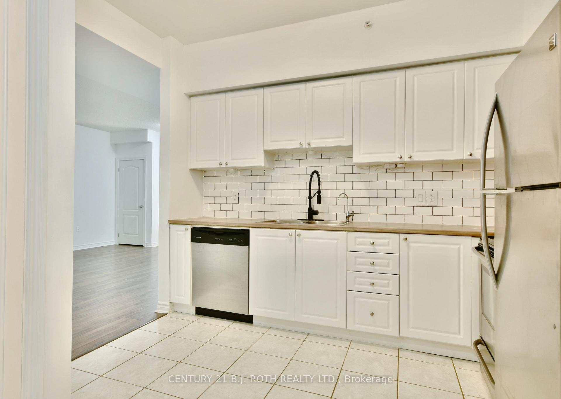 43 Ferndale Drive S 104