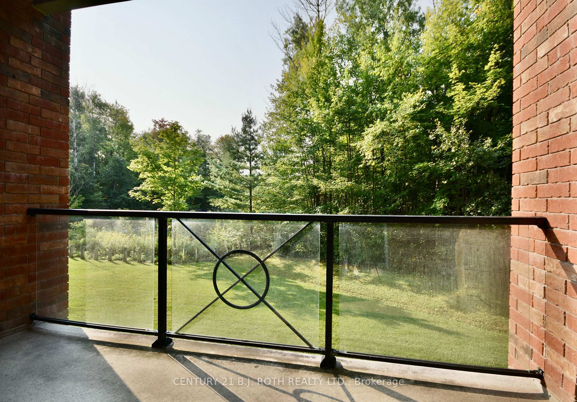 43 Ferndale Drive S 104