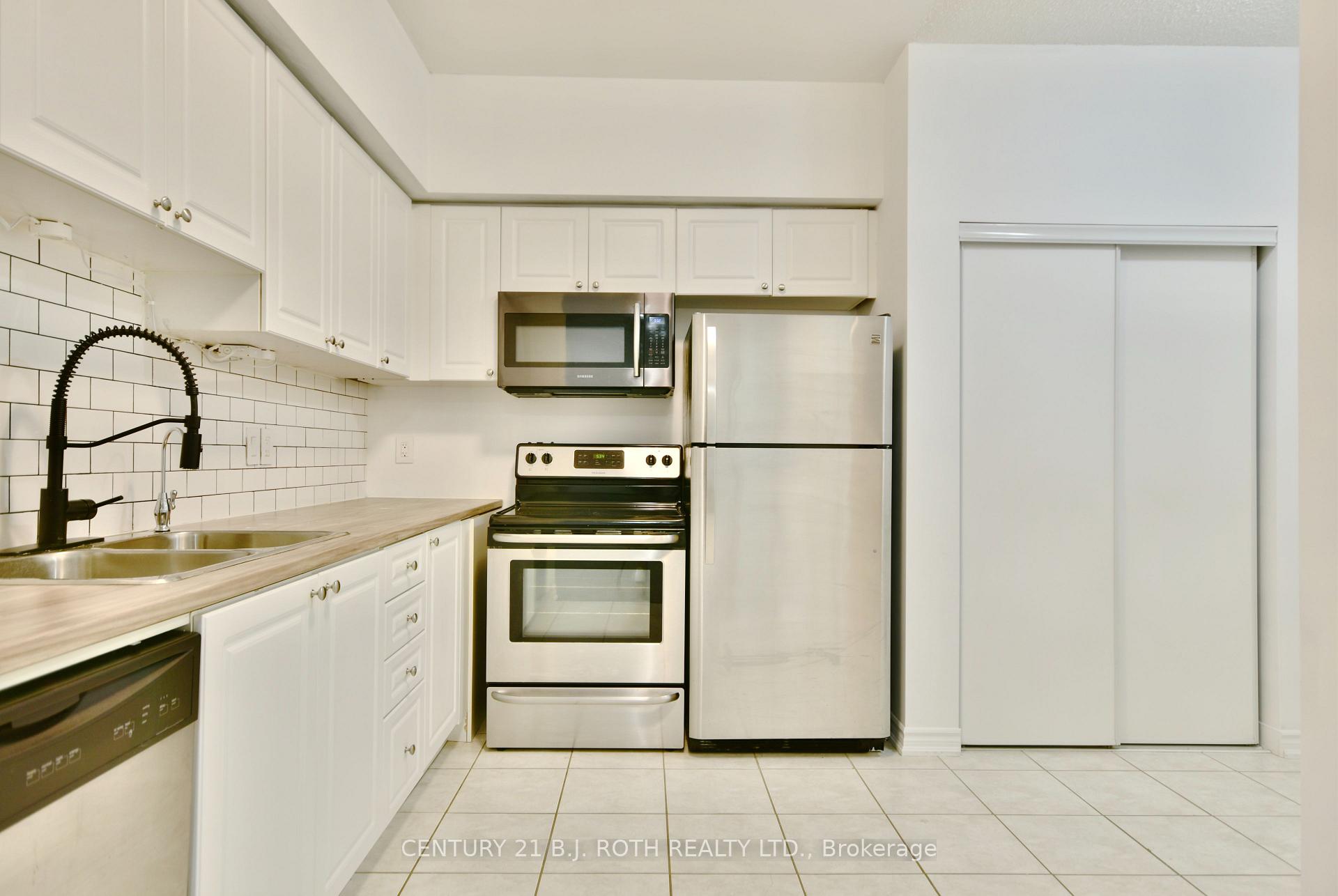 43 Ferndale Drive S 104