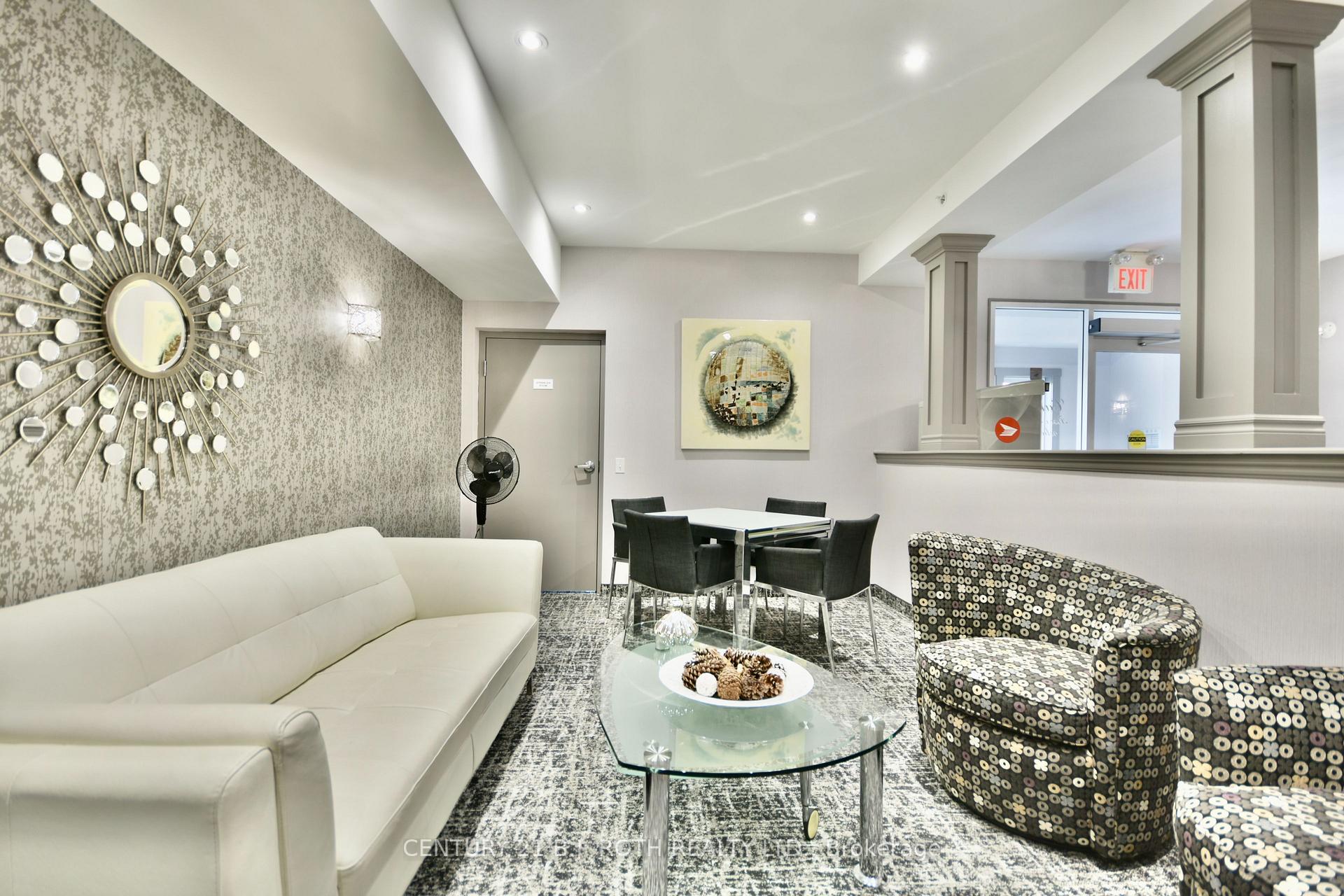 43 Ferndale Drive S 104