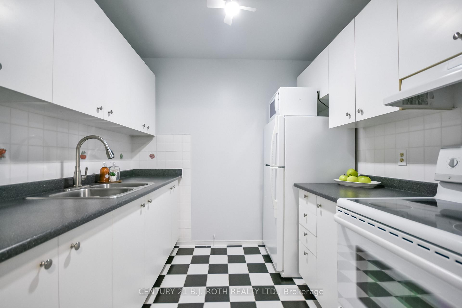 163 Edgehill Drive D11