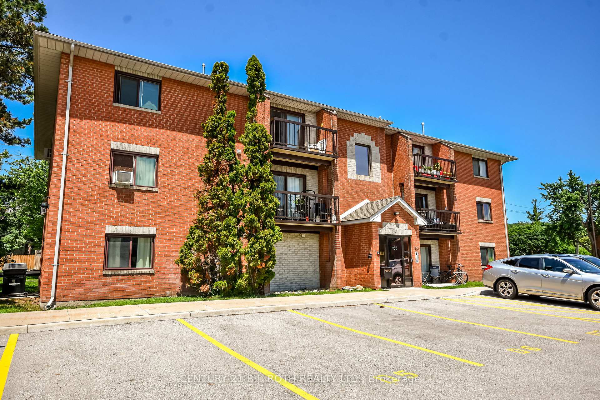 163 Edgehill Drive D11
