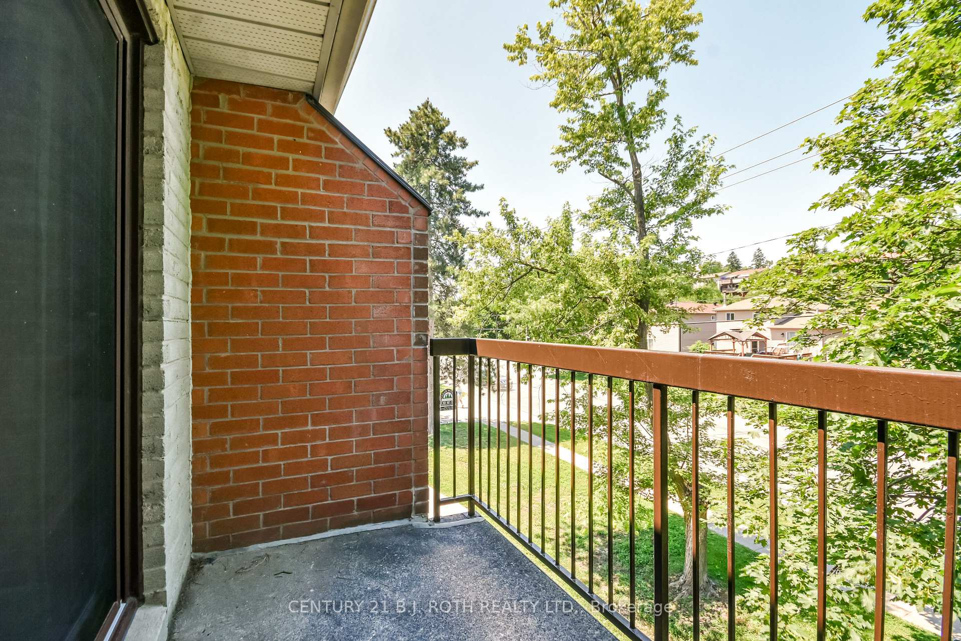 163 Edgehill Drive D11