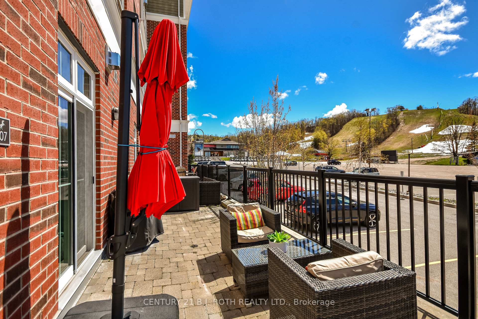 40 Horseshoe Boulevard 107