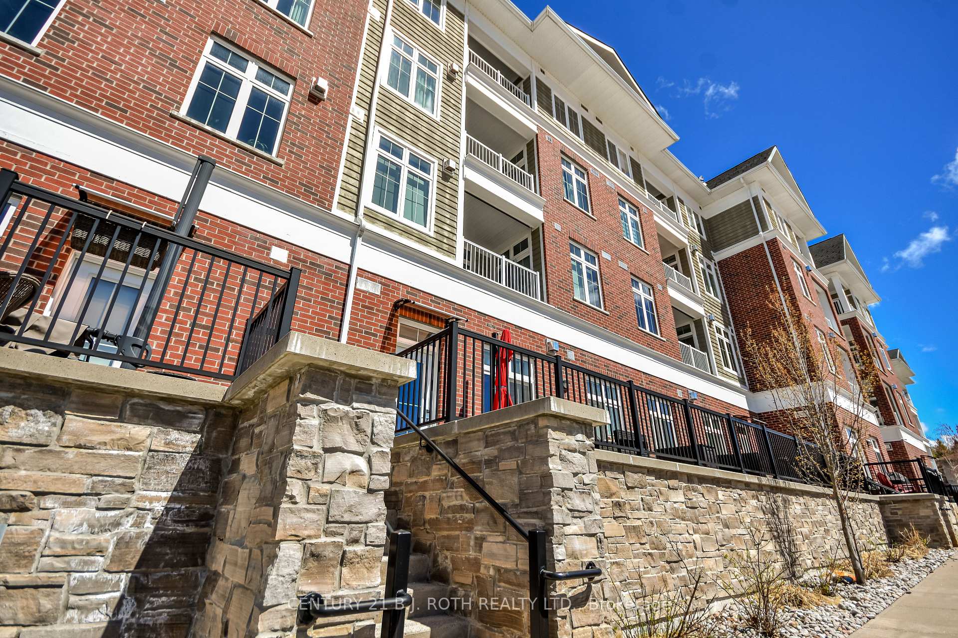 40 Horseshoe Boulevard 107