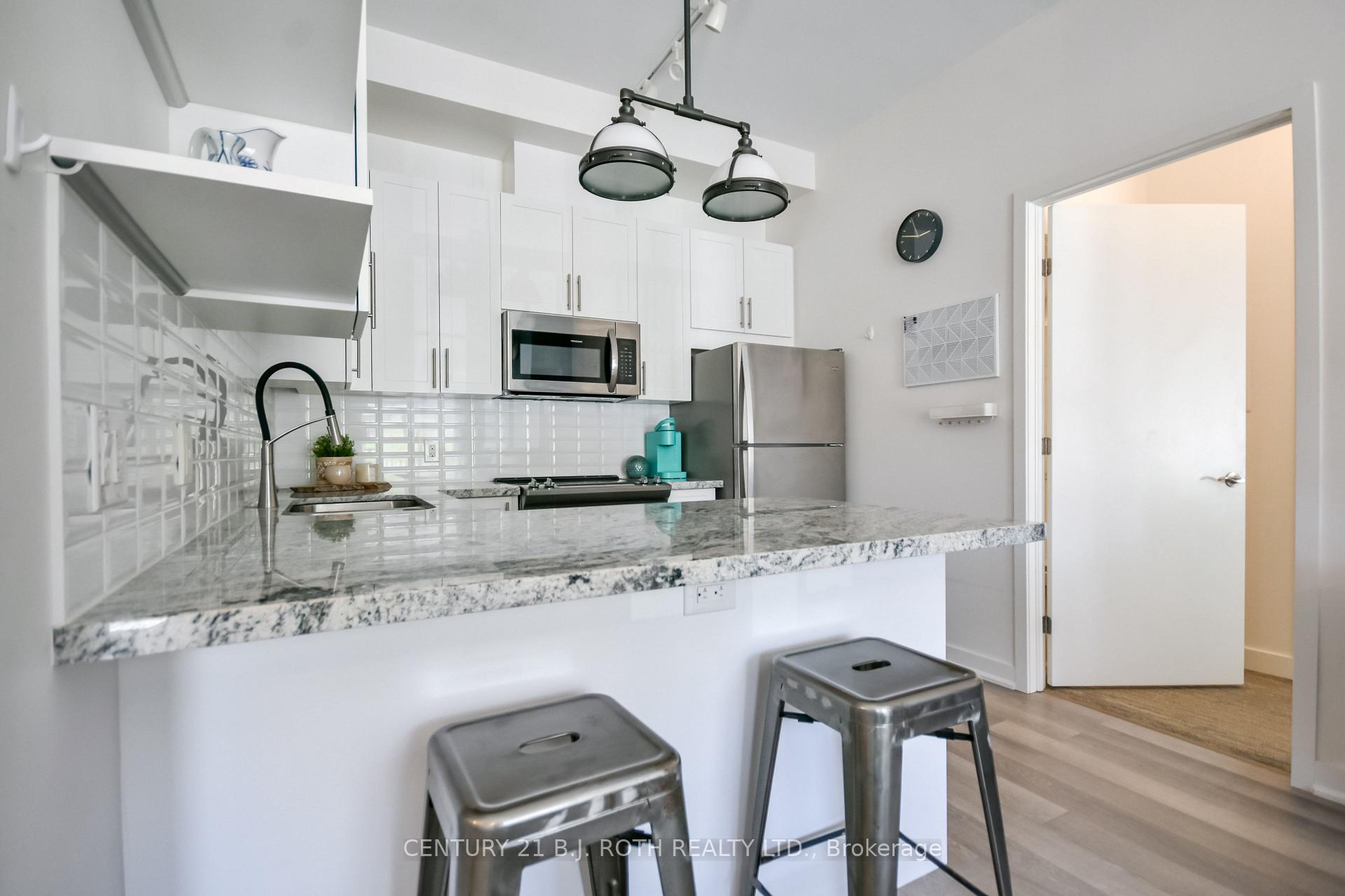 40 Horseshoe Boulevard 107