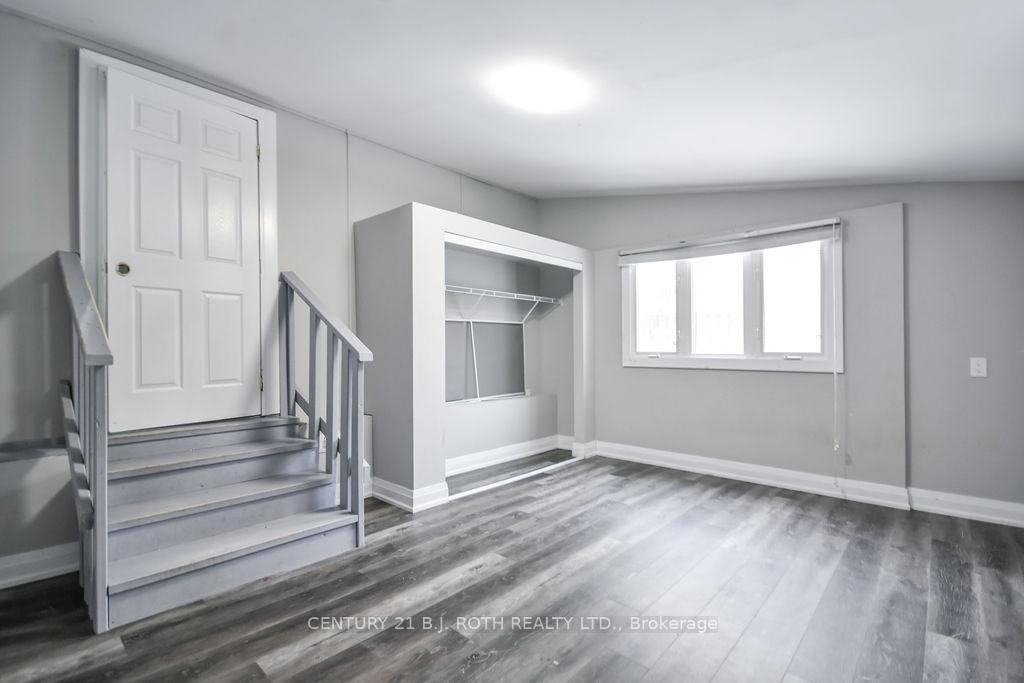 44 Sanford Street