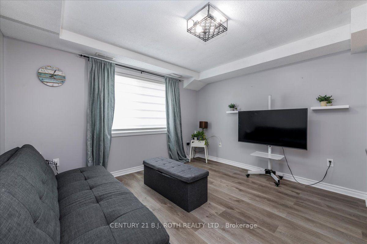 93 Goodwin Drive 5