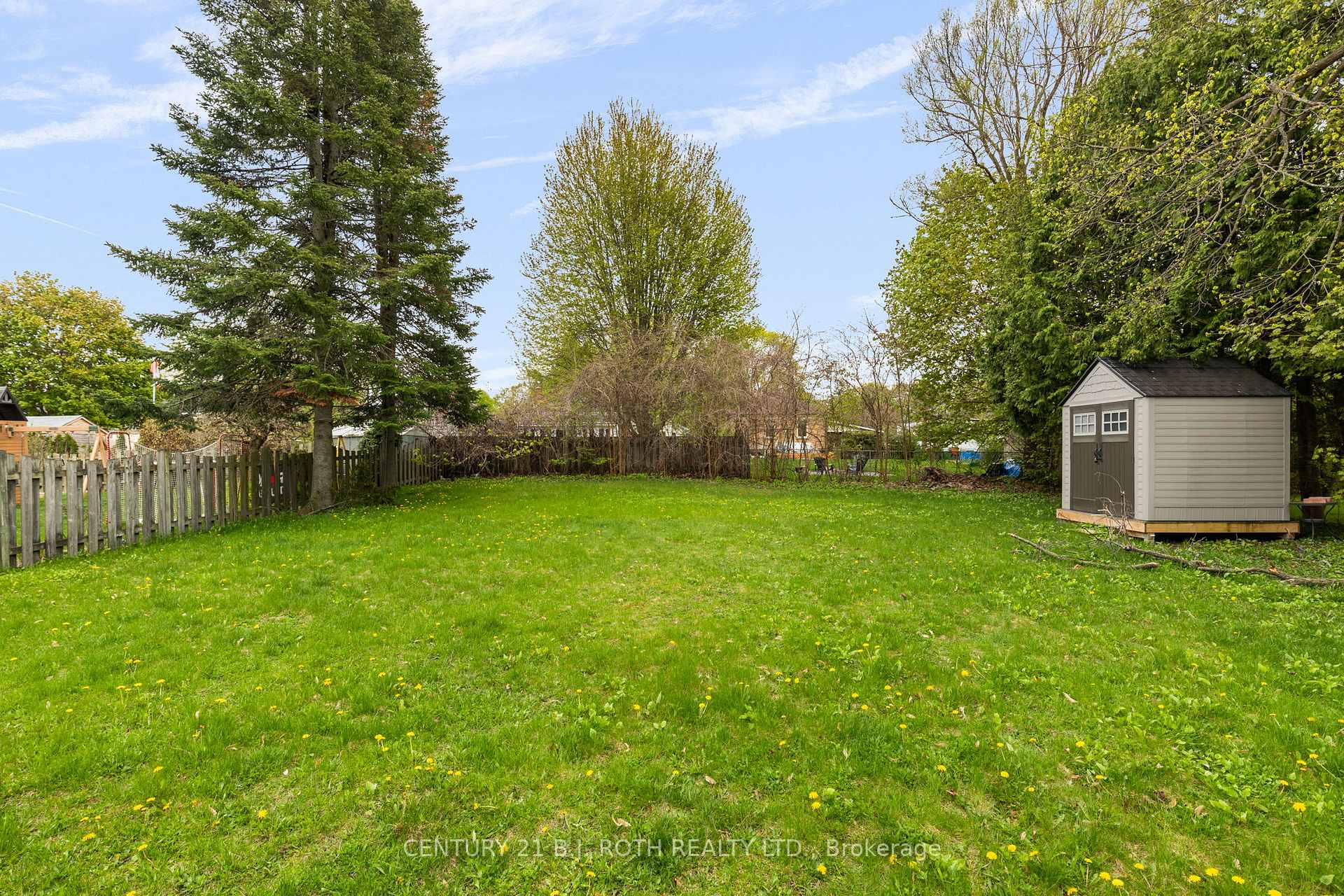 243 Wellington Street E Lower Level