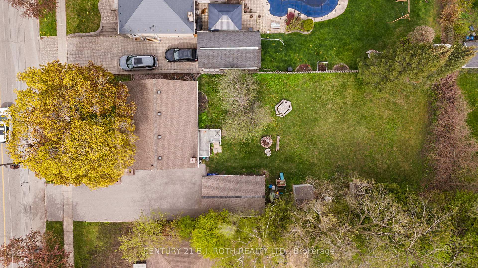 243 Wellington Street E Lower Level