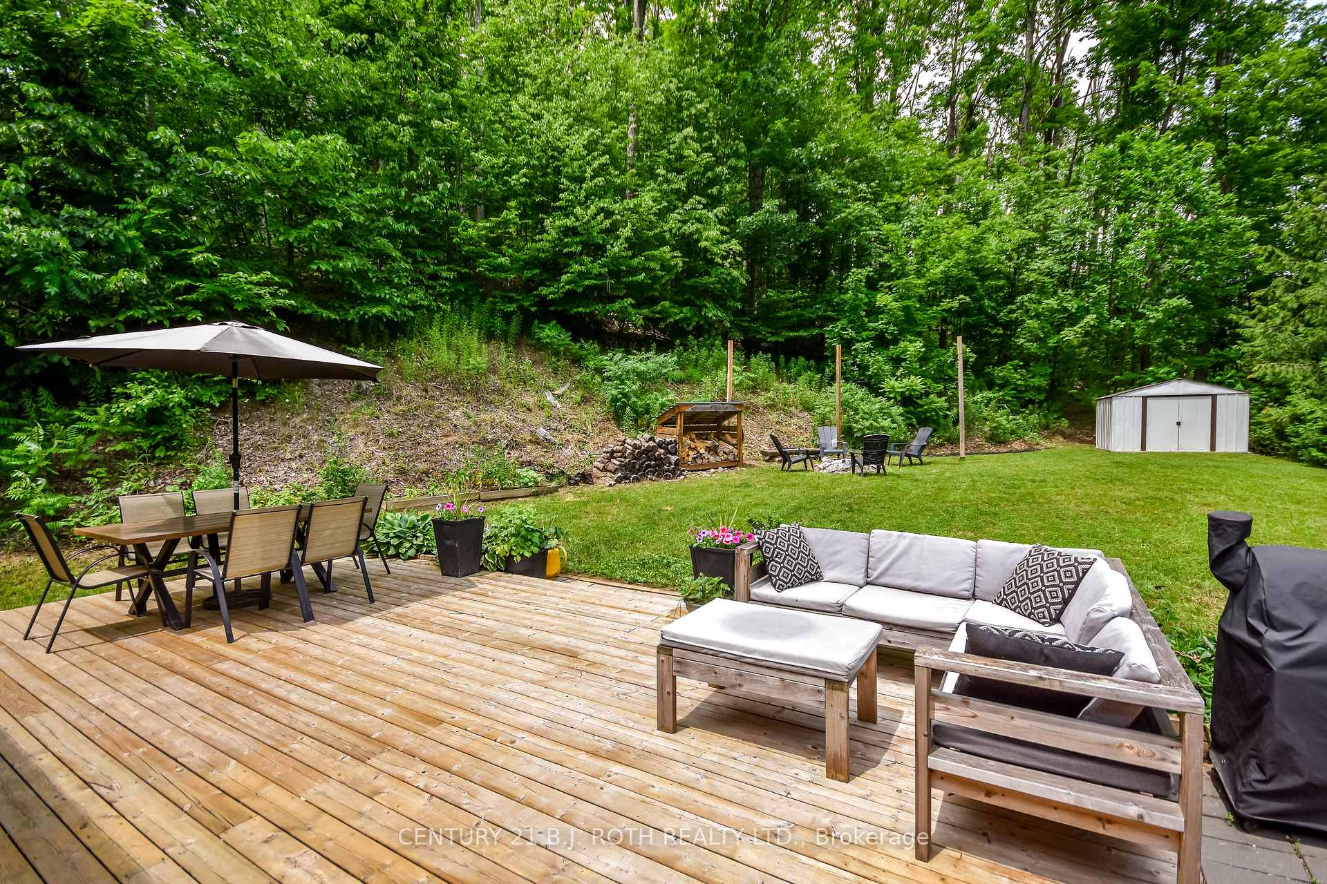 29 ALGONQUIN Trail