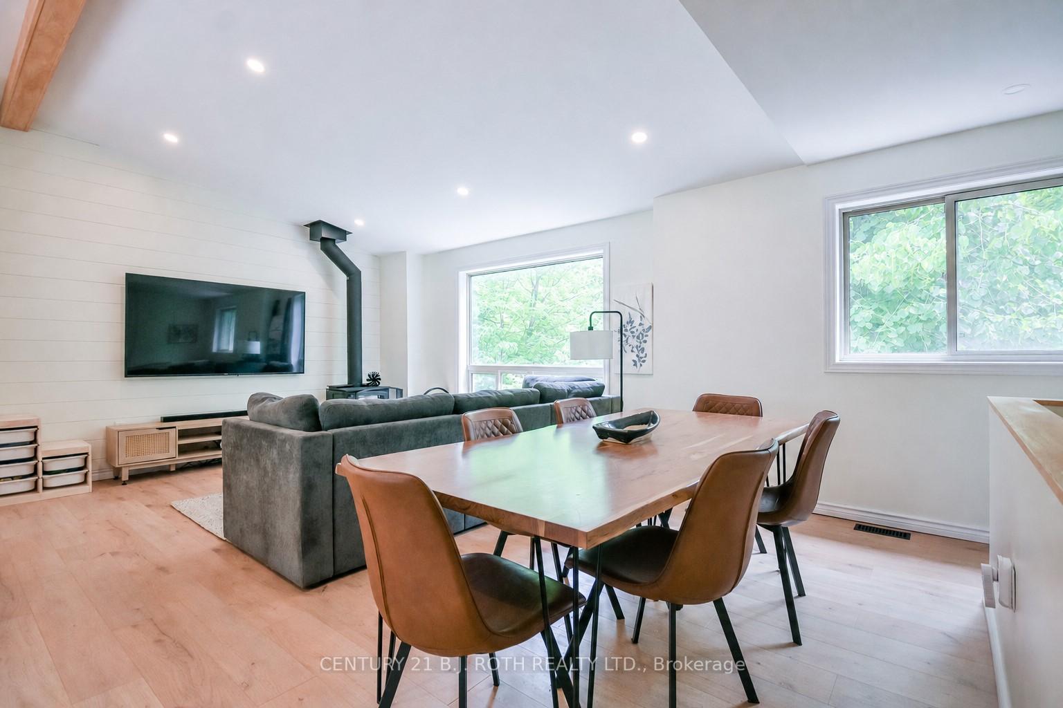 29 ALGONQUIN Trail