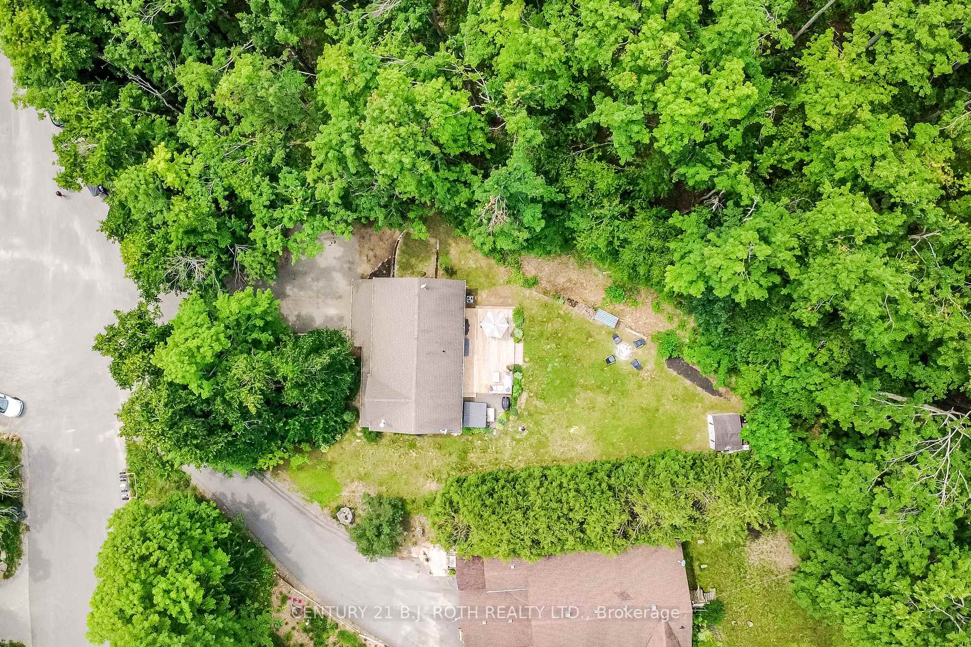 29 ALGONQUIN Trail